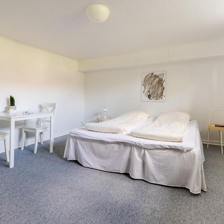 Vaerelse I Rolig Villakvarter, Central Beliggenhed Odense Exteriér fotografie